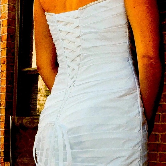 NWT beautiful Wedding Gown- davids bridal size 6 never worn or altered - Picture 5 of 5